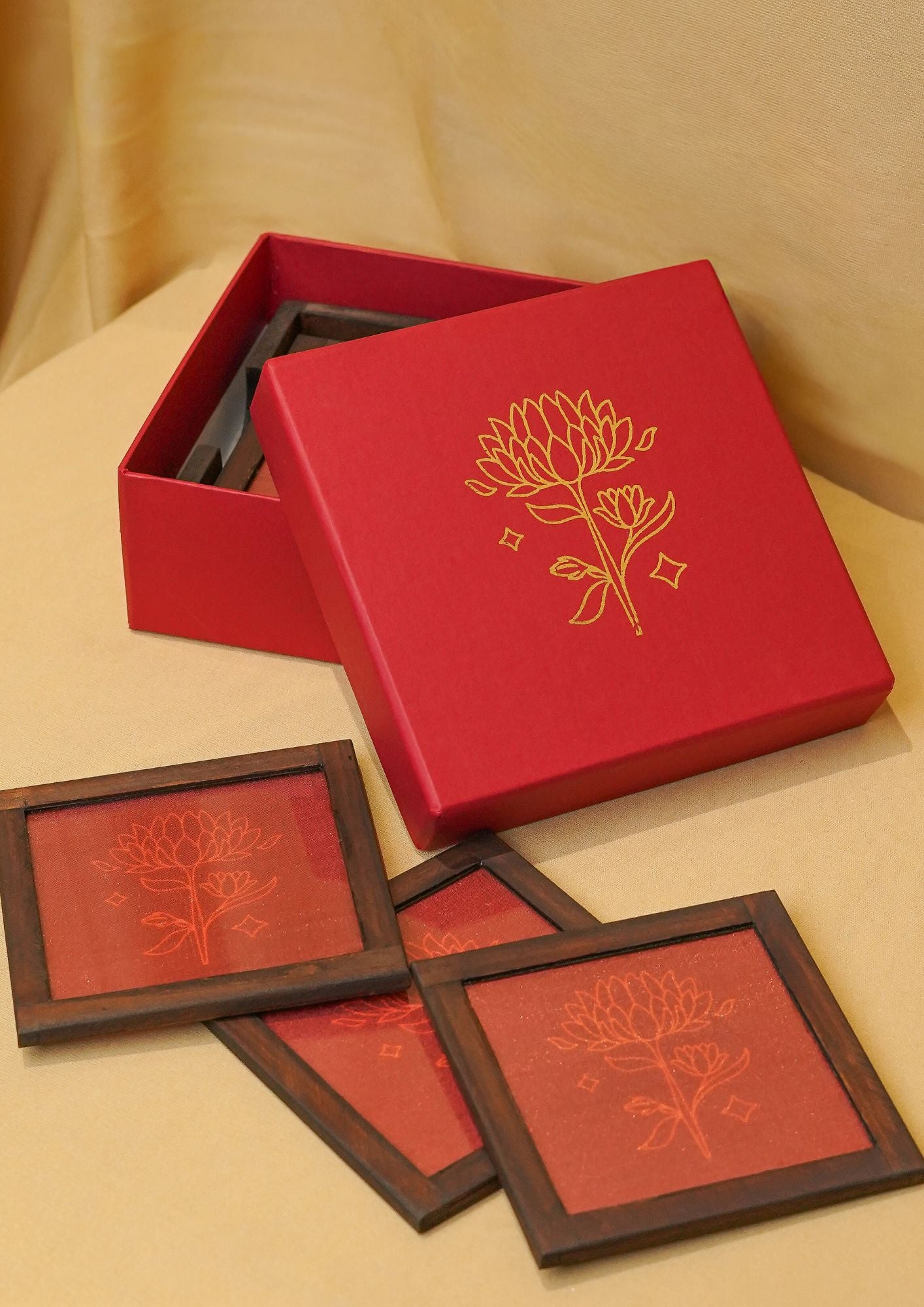 Shukr White & Rose Coaster Set