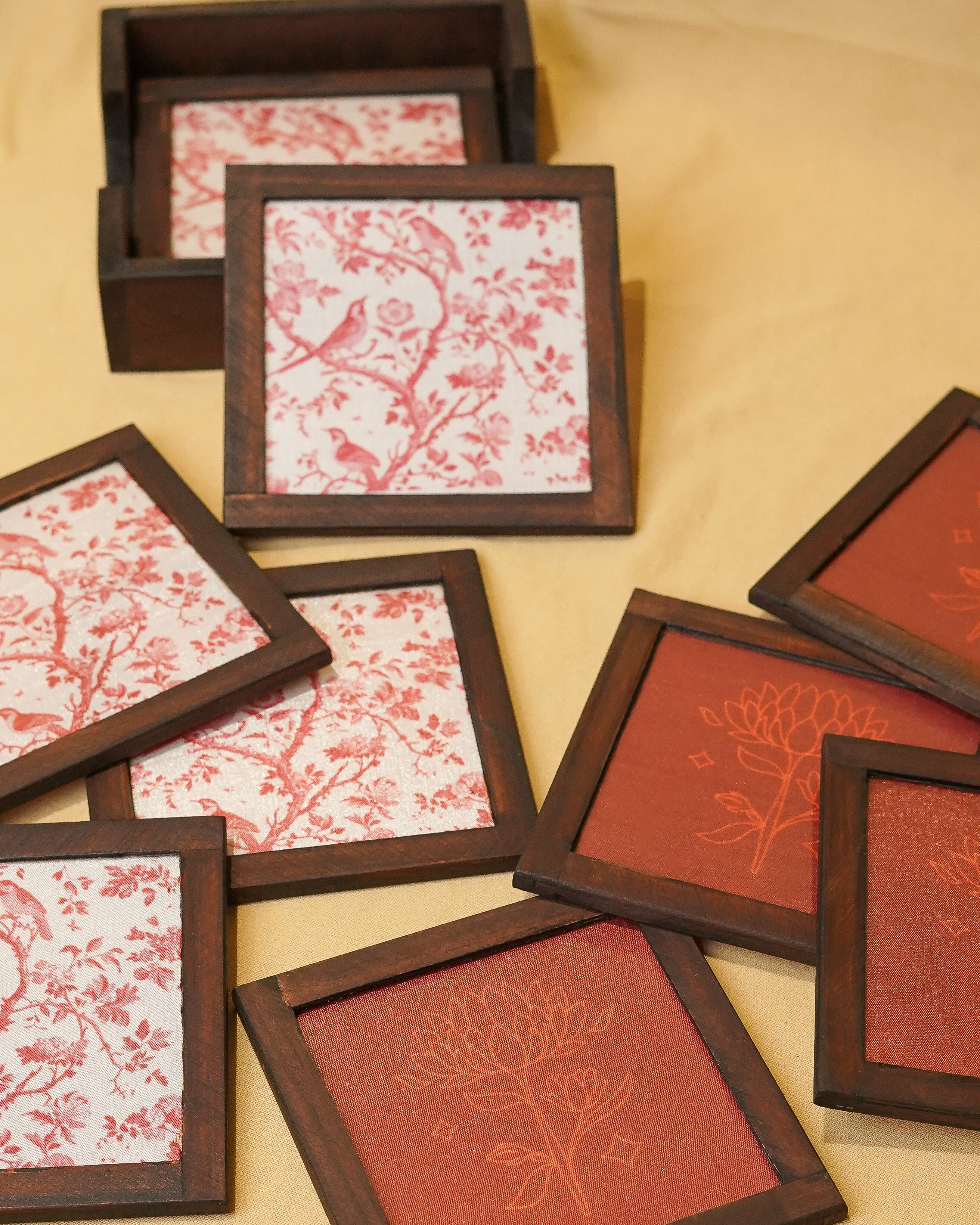 Shukr White & Rose Coaster Set
